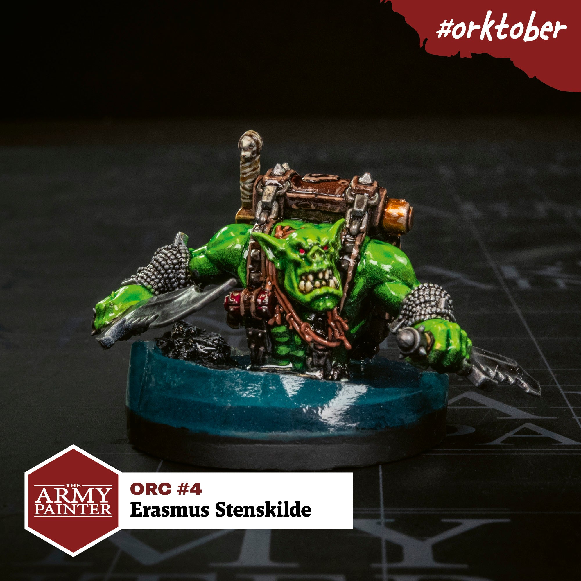 I have always imagined a sneaky git coming up from a pool of water in a very kunnin' way. Who better for the job than Boss Snikrot!For this effect, I knew I would need a resin pour. I am pleased with the result, but also acknowledge that some mistakes were made. These are all lessons that I take with me for my next resin pour project. Sometimes you have to go out of your comfort zone and accept that mistakes will happen, that way you can continue to push your limits and find new and fun ideas for future projects!